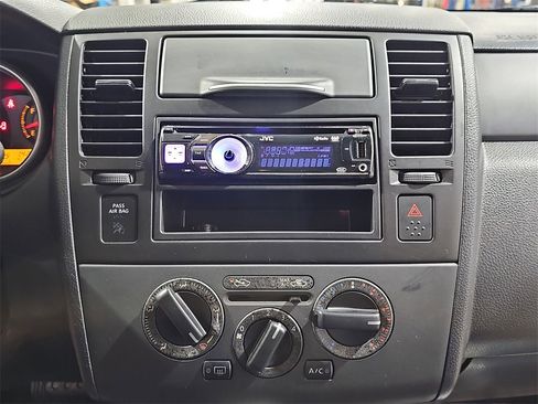 Used 2009 Nissan Versa 1.8 S w/ ABS Pkg image 19