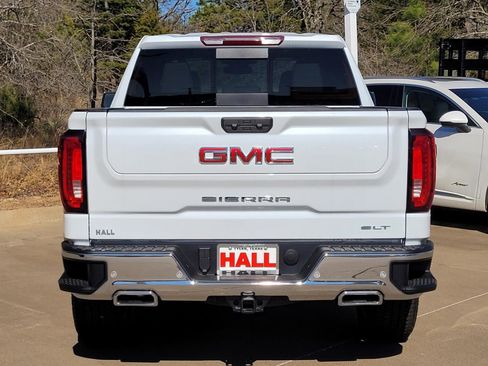 New 2026 GMC Sierra 1500 SLT image 4