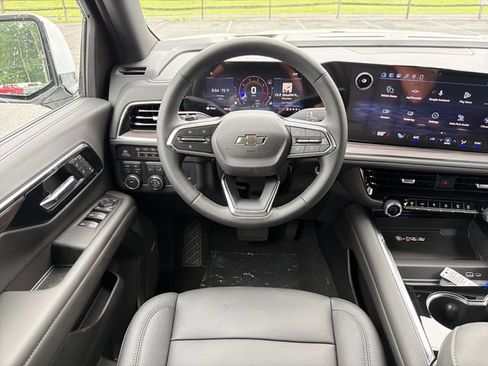 New 2026 Chevrolet Tahoe Z71 w/ Comfort Package AWD/4WD image 13