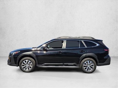 Used 2024 Subaru Outback Premium image 9