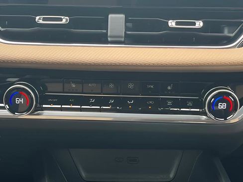 New 2026 Chevrolet Equinox ACTIV image 28