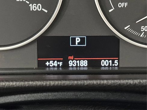 Used 2018 BMW 320i xDrive Sedan w/ Convenience Package image 46