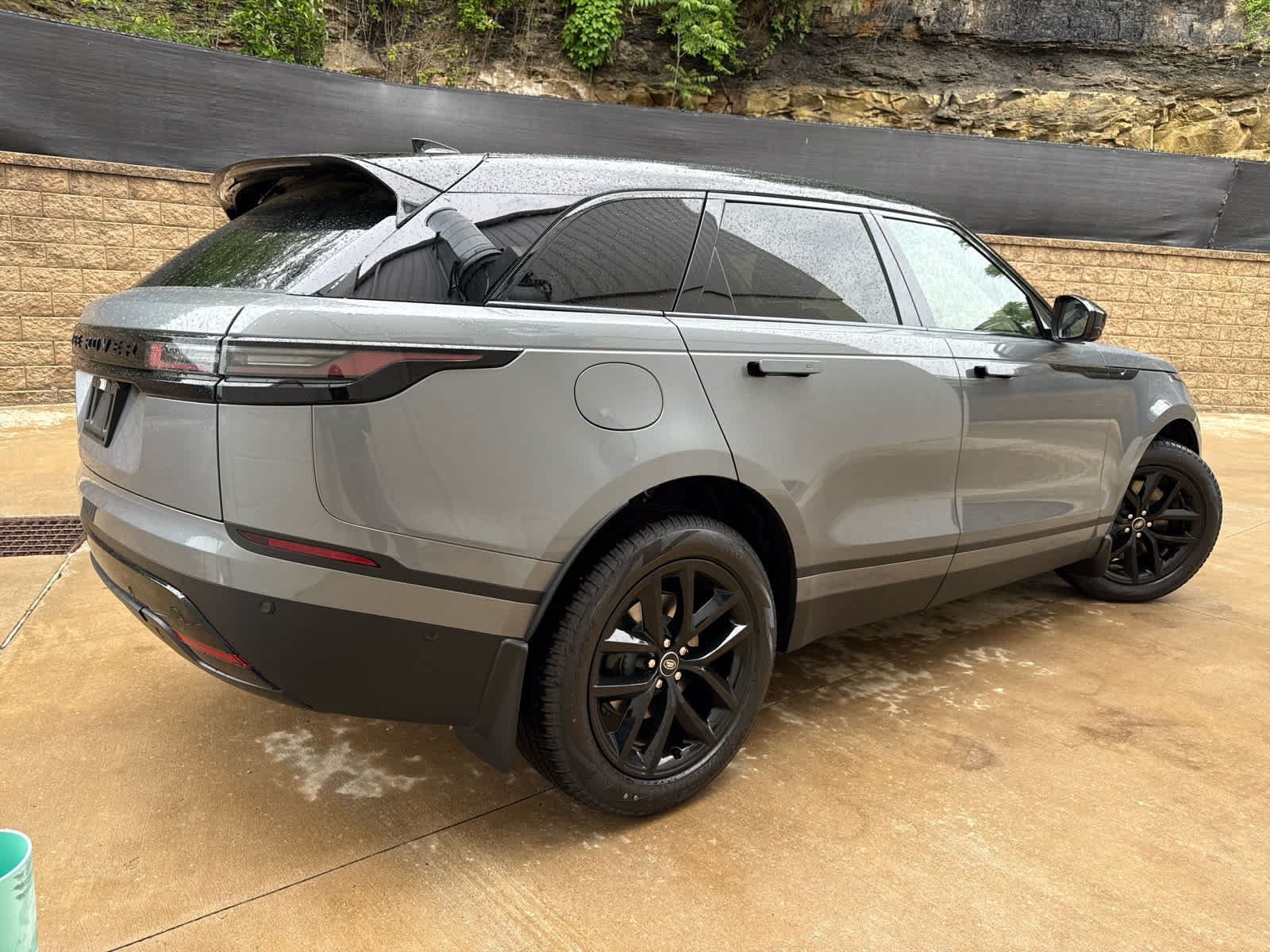Used 2026 Land Rover Range Rover Velar S AWD/4WD image 3