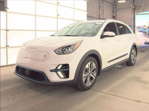 Used 2022 Kia Niro EX FWD image 1