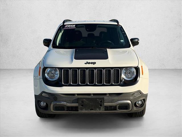 Used 2023 Jeep Renegade Latitude AWD/4WD image 2