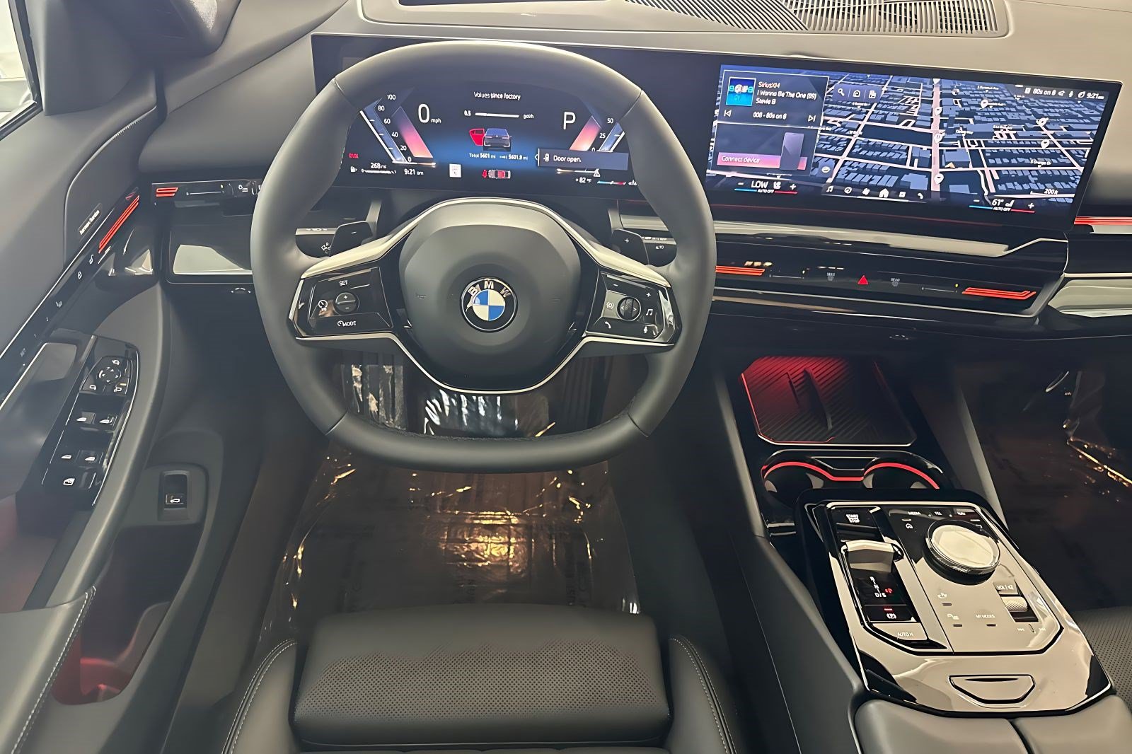 Used 2026 BMW 530i w/ Premium Package RWD image 32