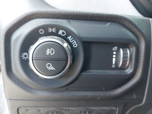 Used 2024 Jeep Gladiator Sport AWD/4WD image 27