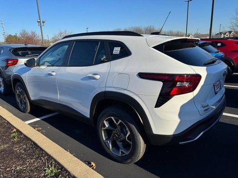 New 2026 Chevrolet Trax LT image 26