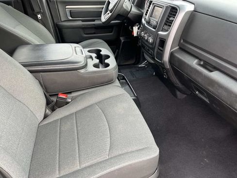 Used 2024 RAM 1500 Warlock AWD/4WD image 25