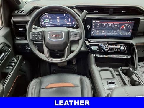 Used 2024 GMC Sierra 2500 AT4 w/ AT4 Premium Plus Package AWD/4WD image 6
