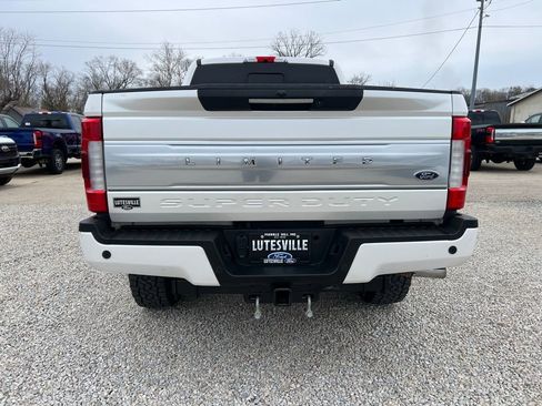 Used 2019 Ford F350 Limited image 7