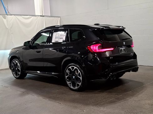 Used 2026 BMW X1 M35i w/ Technology Package AWD/4WD image 6
