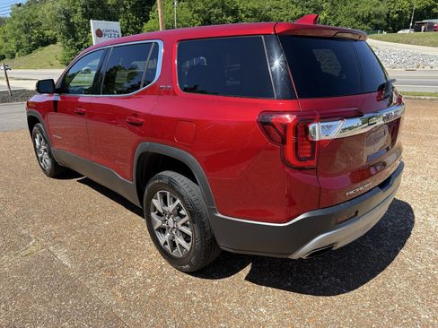 Used 2023 GMC Acadia SLE w/ LPO, Floor Liner Package AWD/4WD image 7