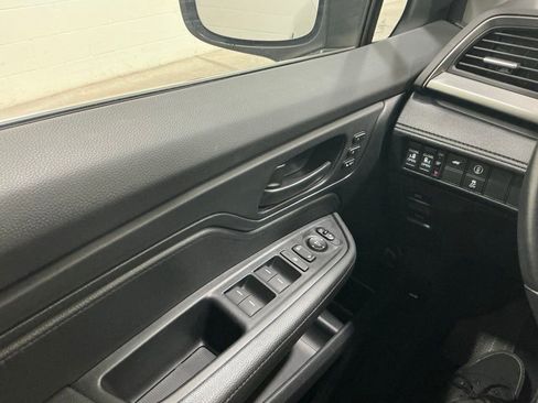 Used 2023 Honda Odyssey EX-L image 13
