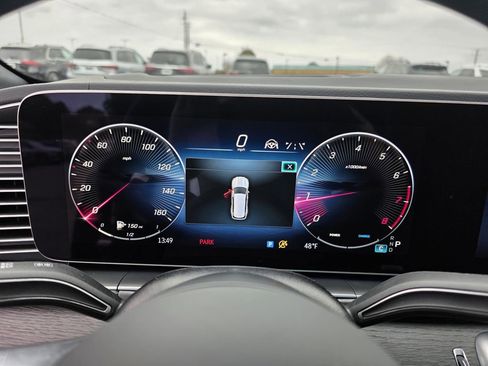 New 2026 Mercedes-Benz GLS 580 4MATIC image 14