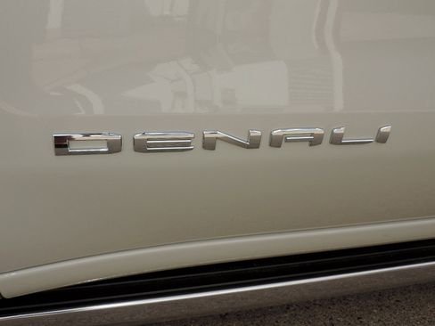 New 2026 GMC Sierra 1500 Denali image 17