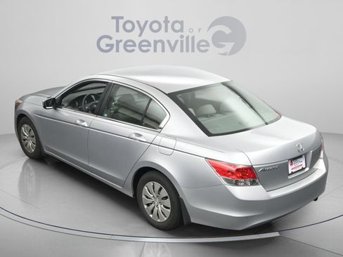 Used 2010 Honda Accord LX image 9