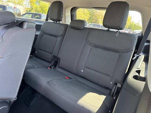 Used 2025 Ford Expedition Max Active AWD/4WD image 30