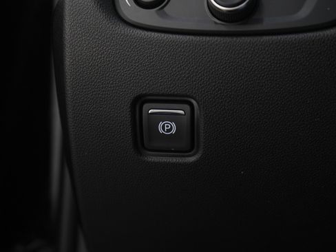 Used 2020 Chevrolet Blazer Premier w/ Driver Confidence II Package image 28