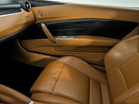 Used 2012 Ferrari FF image 37