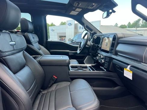 New 2025 Ford F250 Platinum image 11