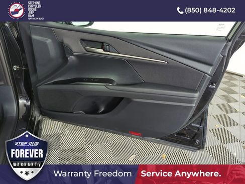 Used 2025 Toyota Camry LE FWD image 30