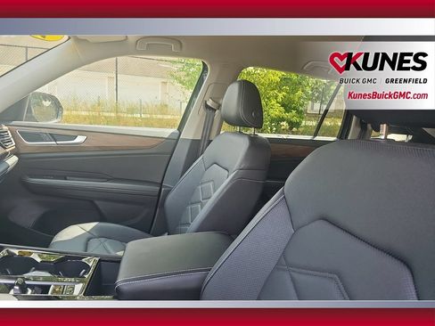 Used 2026 Volkswagen Atlas SE AWD/4WD image 30