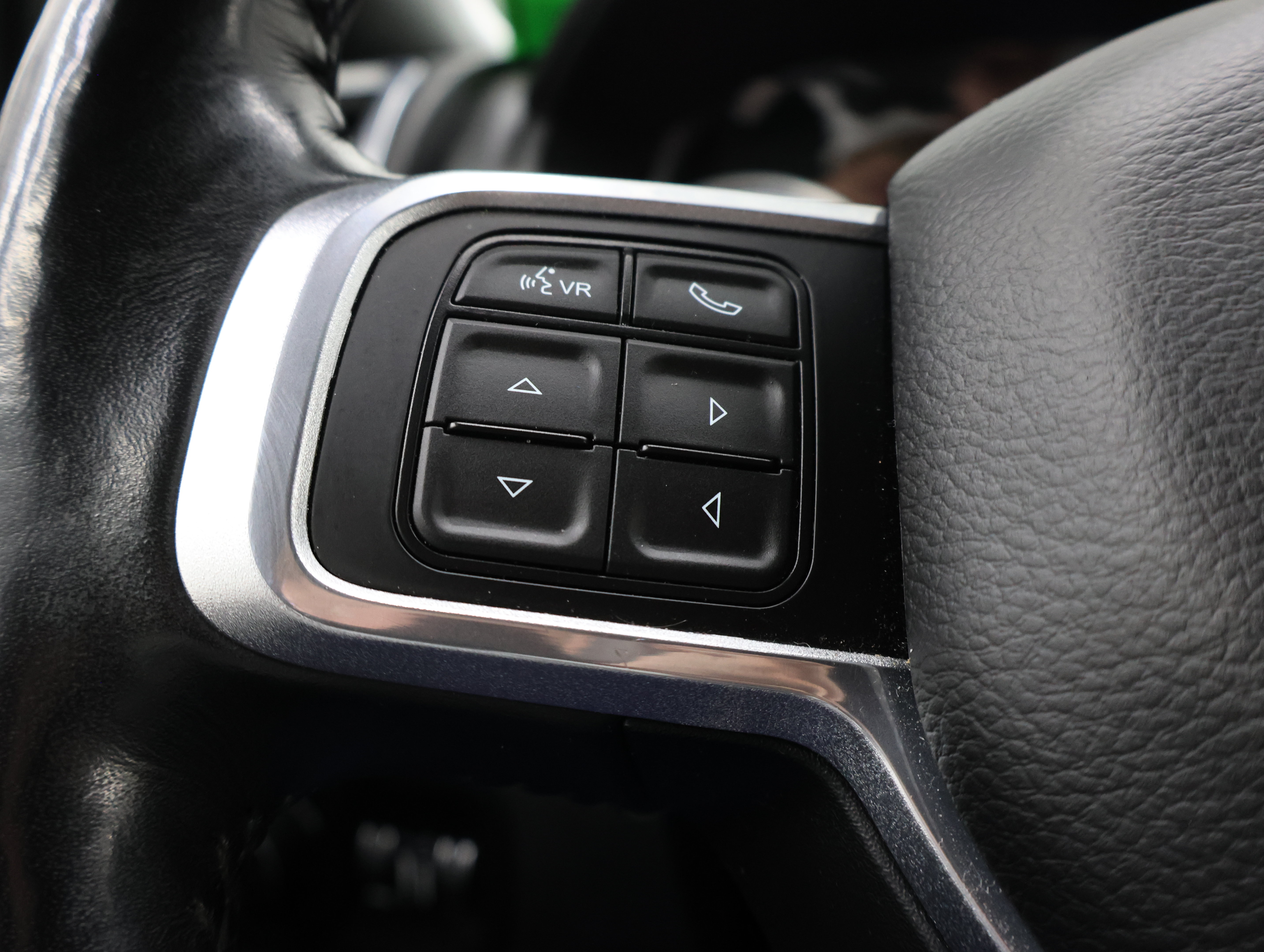 Used 2019 RAM 3500 Laramie AWD/4WD image 15