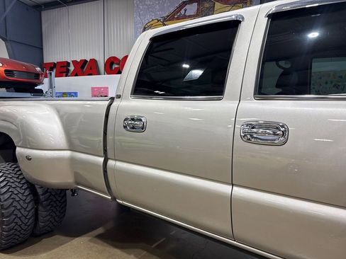 Used 2002 Chevrolet Silverado 3500 LT w/ Off-Road Skid Plate Pkg image 48