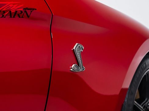 Used 2021 Ford Mustang Shelby GT500 w/ Technology Package RWD image 14