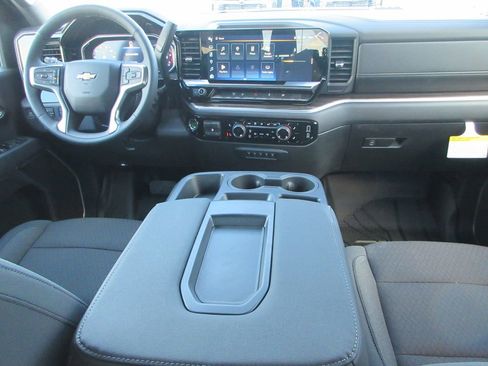 New 2026 Chevrolet Silverado 3500 LT w/ Convenience Package image 16