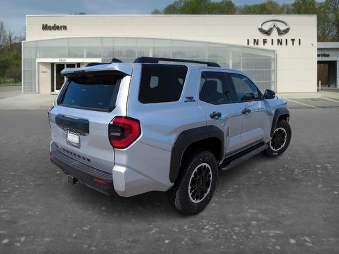 Used 2025 Toyota 4Runner TRD Off-Road AWD/4WD image 4