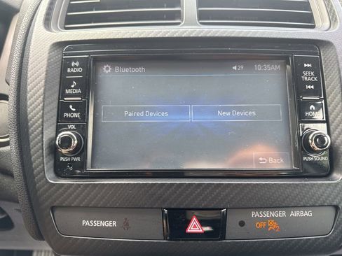 Used 2018 Mitsubishi Outlander Sport ES FWD image 26