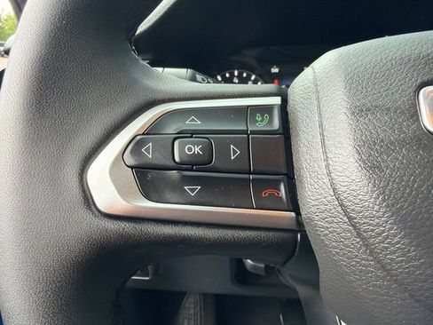 Used 2023 Jeep Compass Latitude w/ Convenience Group AWD/4WD image 30