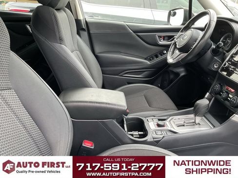 Used 2019 Subaru Forester Premium w/ All-Weather Package AWD/4WD image 18
