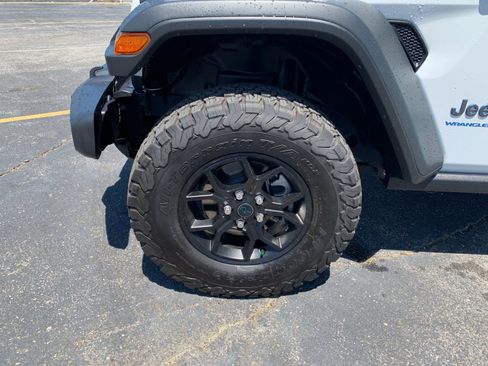Used 2025 Jeep Wrangler Unlimited Sport S 4xe AWD/4WD image 32