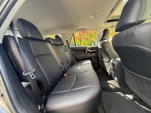 Used 2023 Toyota 4Runner TRD Off-Road Premium w/ Off Road Premium Plus Package AWD/4WD image 11
