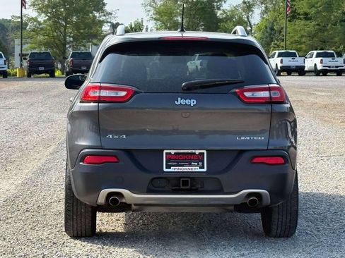 Used 2014 Jeep Cherokee Limited w/ Luxury Group AWD/4WD image 7