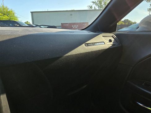 Used 2014 Dodge Challenger R/T RWD image 22