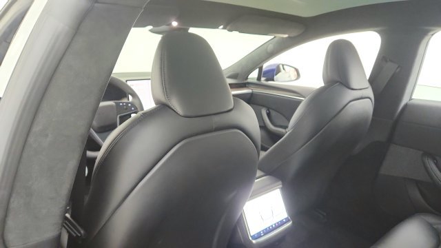 Used 2024 Tesla Model S AWD/4WD image 42