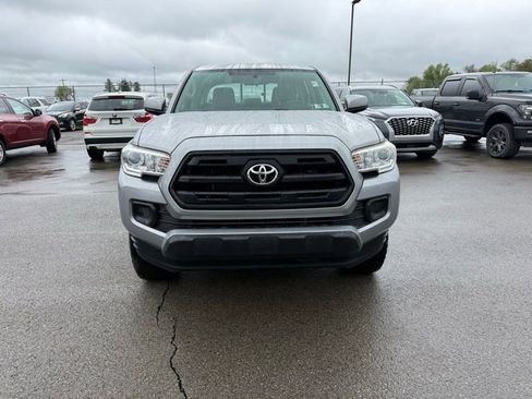 Used 2017 Toyota Tacoma SR w/ Tow Package AWD/4WD image 2