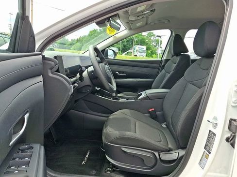 Certified 2025 Hyundai Tucson SE AWD/4WD image 13