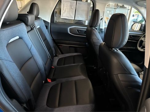 Certified 2025 Ford Bronco Sport Outer Banks w/ Outer Banks Tech Package+ AWD/4WD image 30