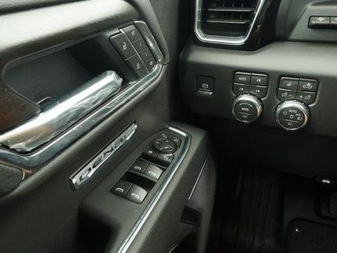 New 2026 GMC Sierra 1500 Denali w/ Denali Reserve Package AWD/4WD image 21