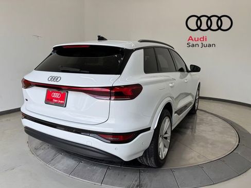 Used 2025 Audi Q6 e-tron Premium w/ Convenience Package RWD image 34