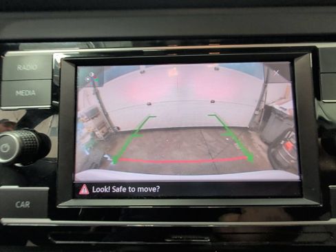 Used 2019 Volkswagen Jetta R-Line FWD image 21