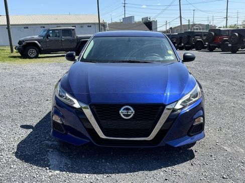 Used 2019 Nissan Altima 2.5 SR FWD image 25