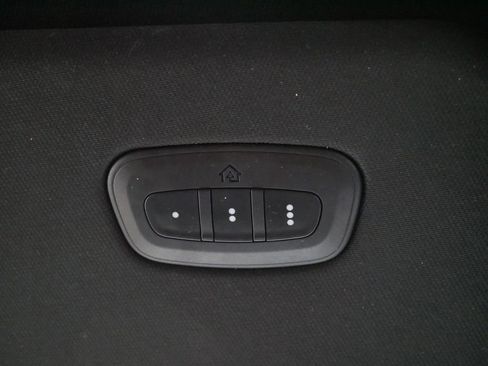 Used 2019 RAM 1500 Sport w/ Black Appearance Package image 40