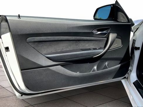 Used 2018 BMW M2 RWD image 26