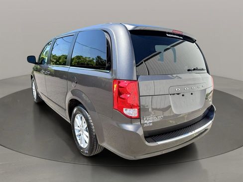 Used 2019 Dodge Grand Caravan SXT FWD image 5